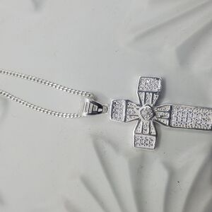 Elegant Silver Cross Pendant Necklace